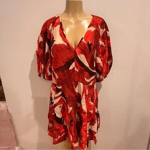 New H&M Loose Dress Sz M V-neck Short Sleeves Red